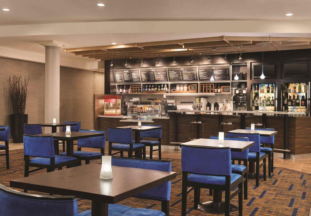 Courtyard By Marriott Salisbury Hotel Exterior foto
