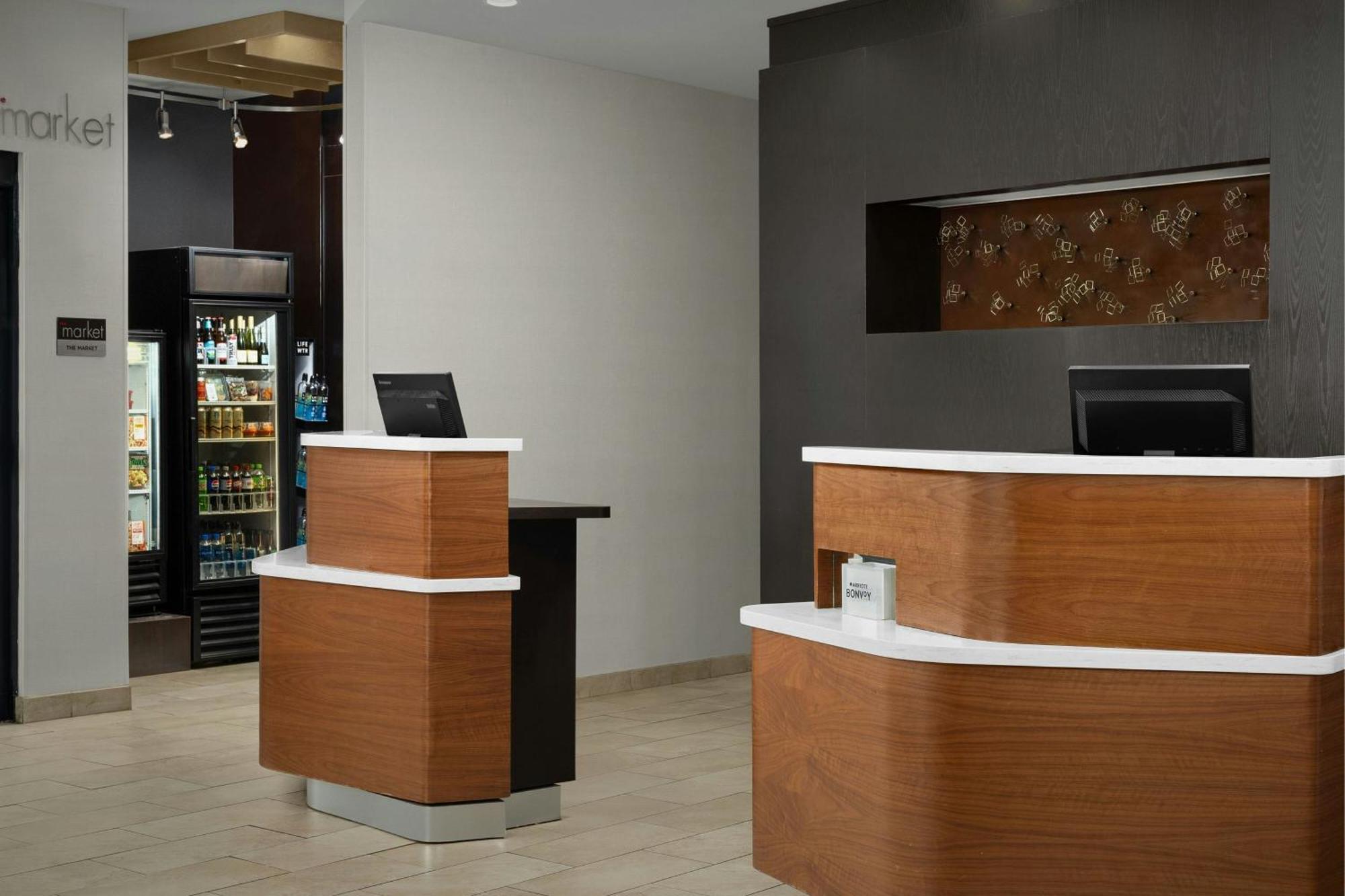 Courtyard By Marriott Salisbury Hotel Exterior foto